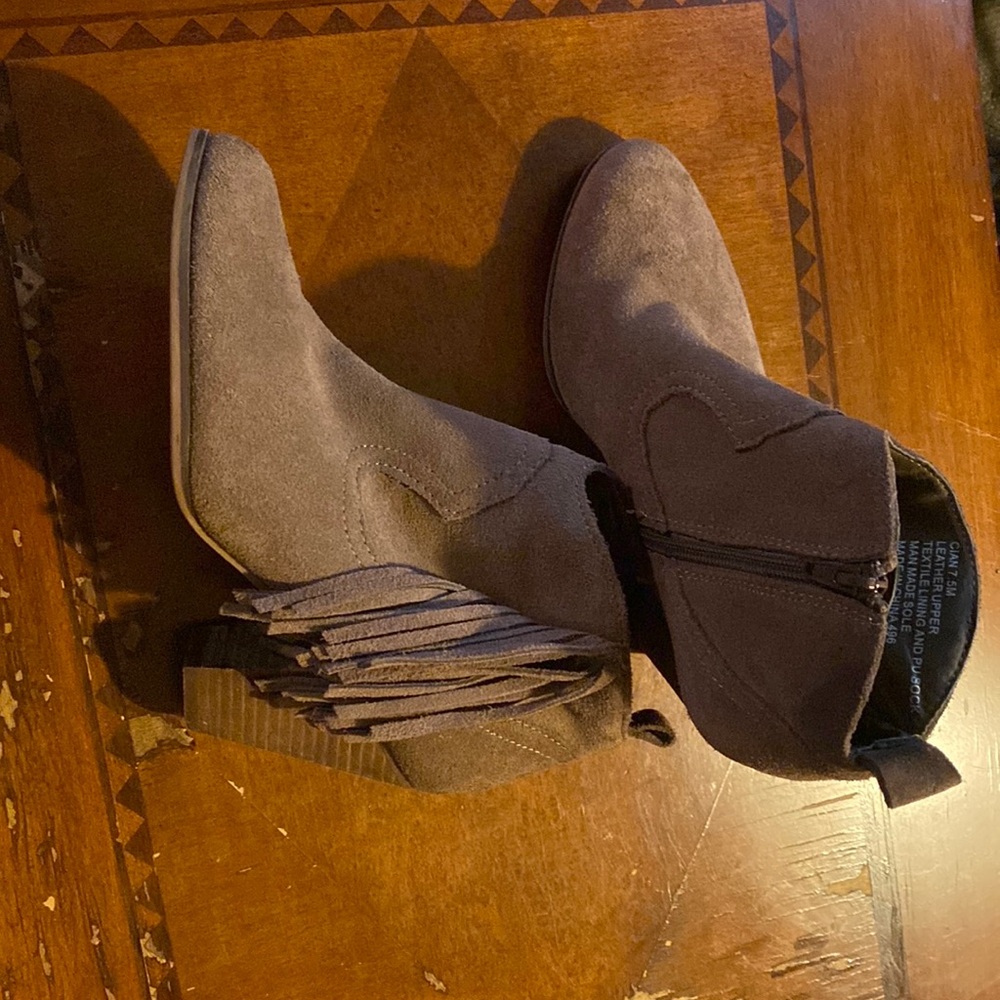 Steve Madden bootie